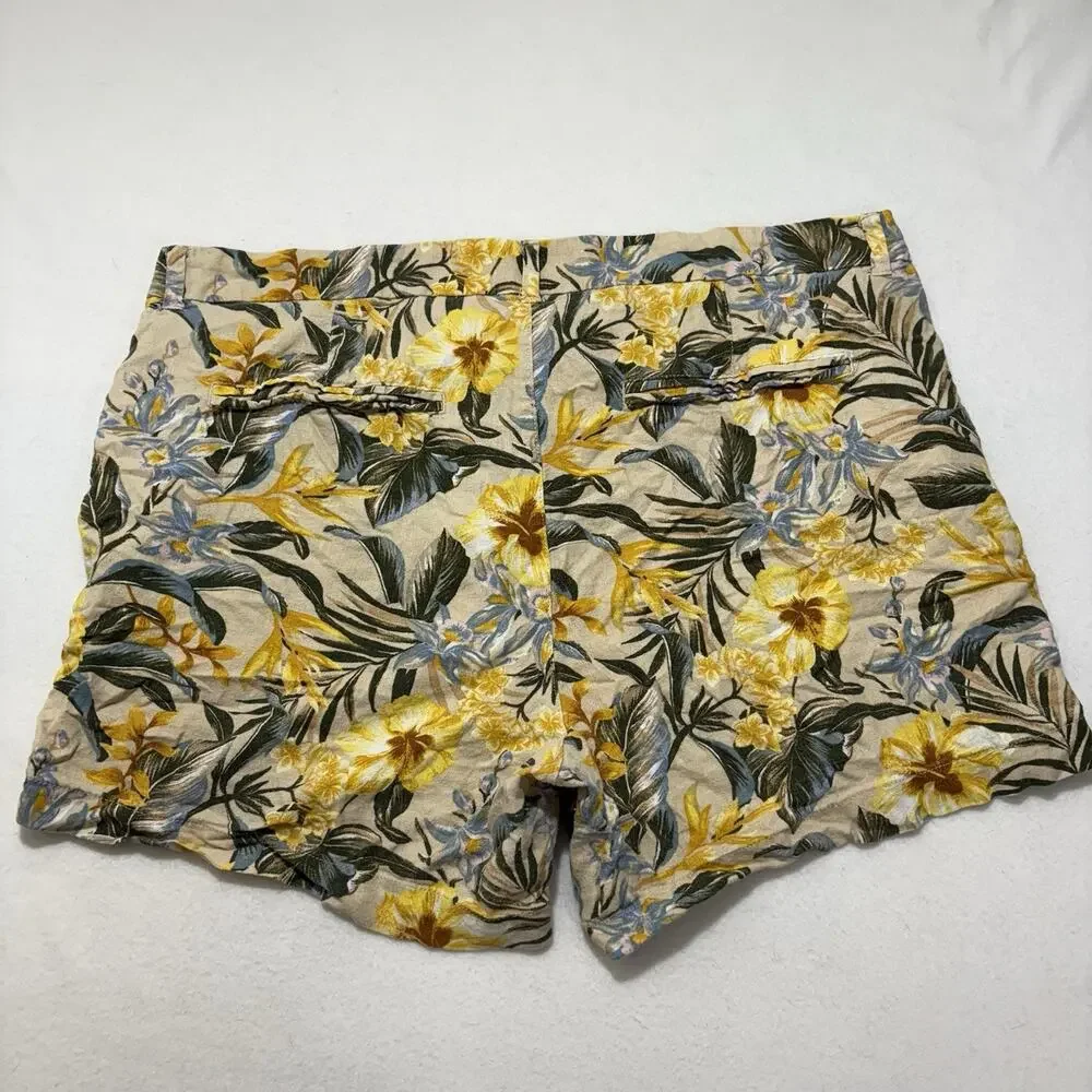 Old Navy Women's 20 Everyday Shorts Mid Rise 5" Inseam Yellow Hawaiian Floral - Picture 11 of 14